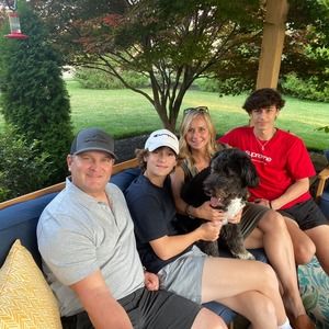 Meet your Posher, Christy